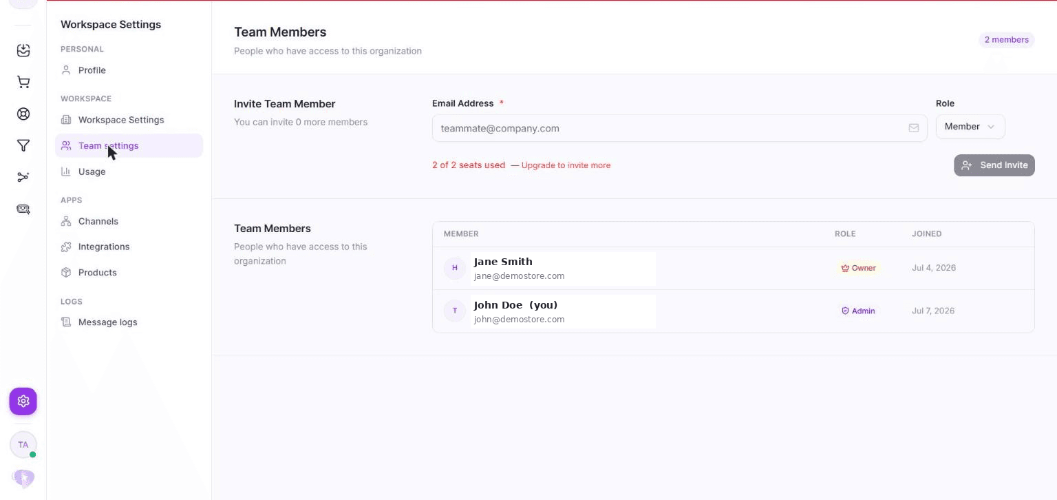 Team settings : invitation par e-mail, compteur de sièges, et la liste des membres avec leur rôle.